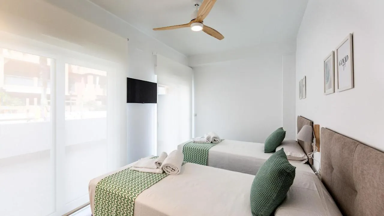 Homity Holidays - Playa Granada - Marina Golf Motril